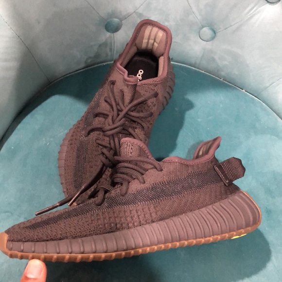 ✅ Yeezy “Cinder” Non-Reflective size 5! Worn Once ✅ - Picture 4 of 16